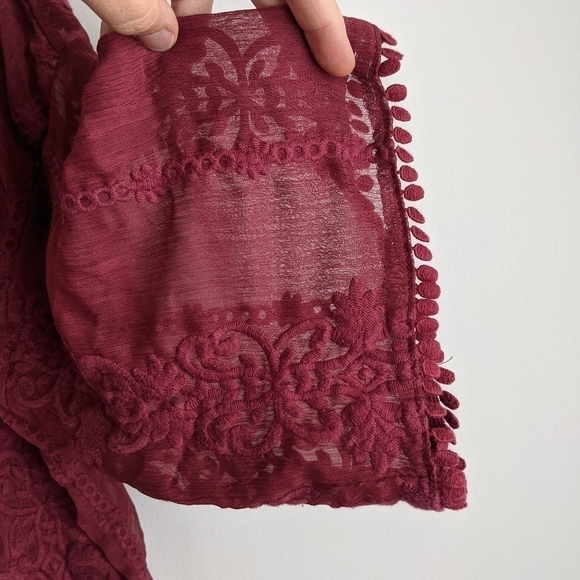 TAYLOR & Sage Sheer Lace Boho Cardigan Topper in Cranberry M - Picture 9 of 13